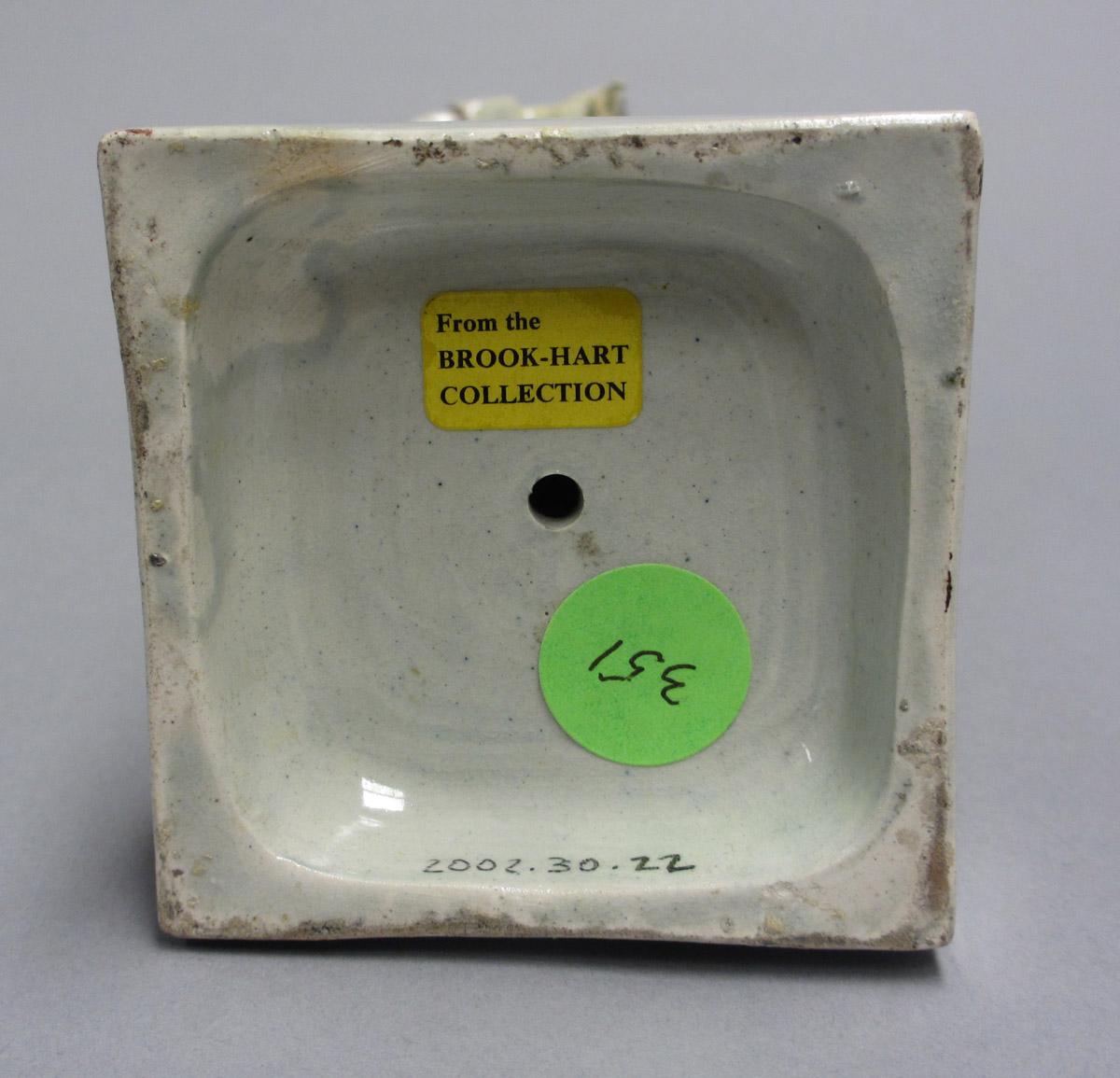 2002.0030.022 base
