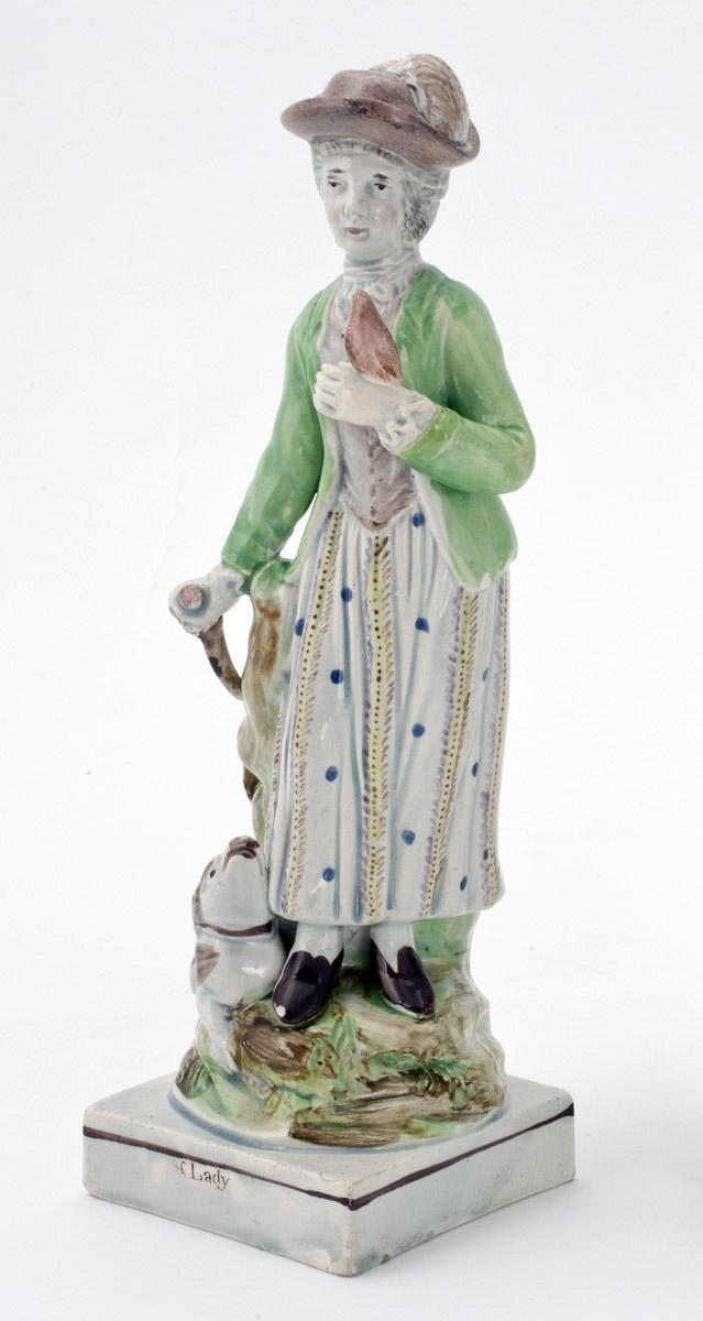 2002.0030.024 Figure, Sportsman's or Hunter's companion
