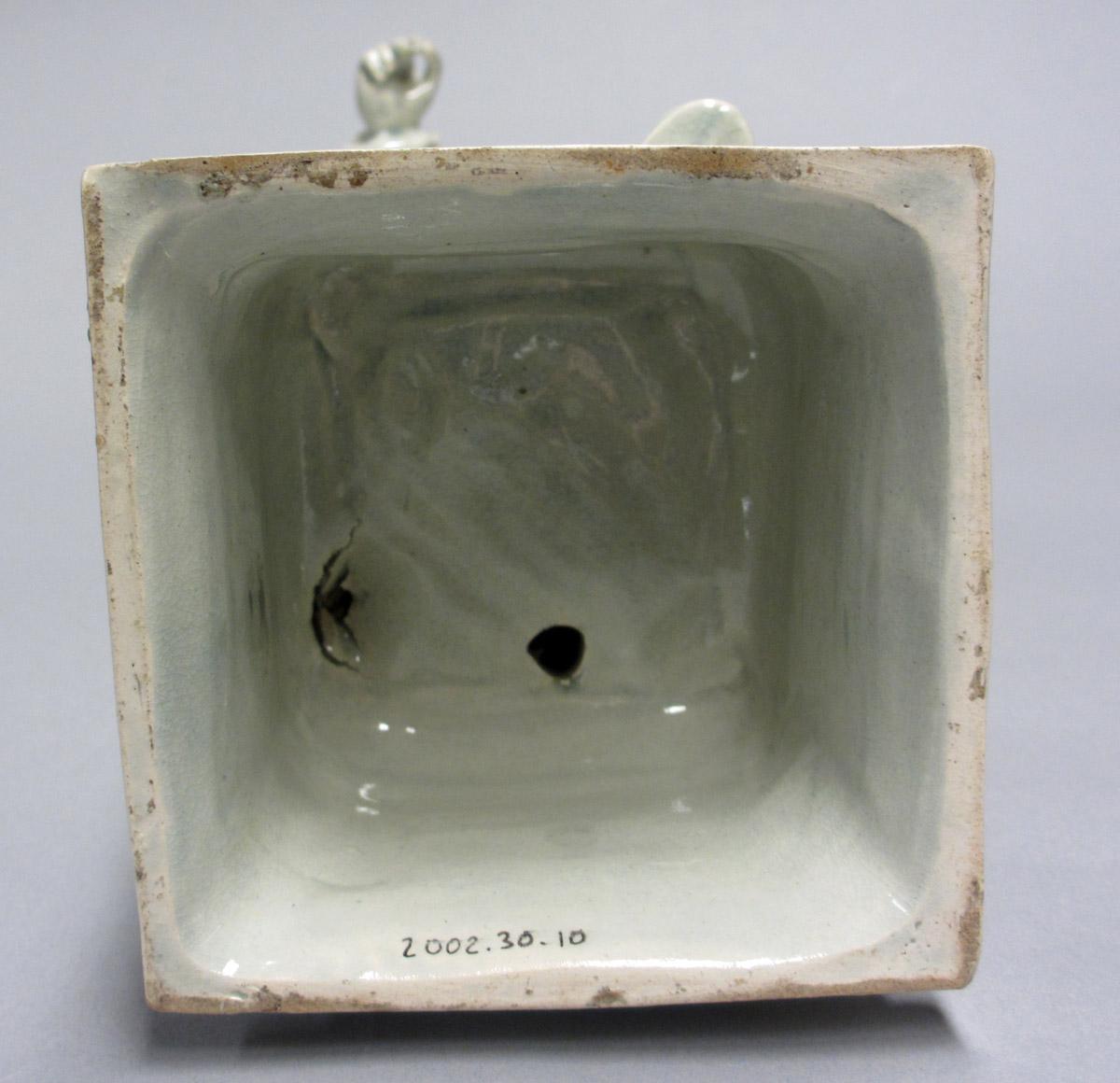 2002.0030.060 base