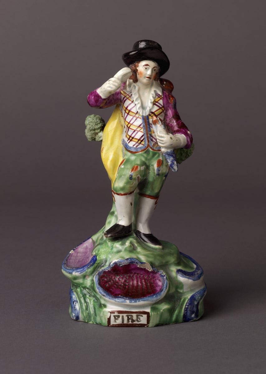 2002.0030.071 Pearlware figure