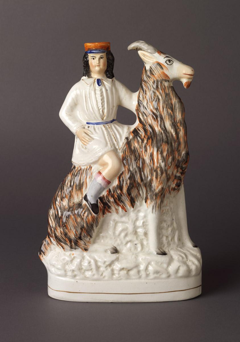 2002.0030.099.001 Pearlware Figure Group