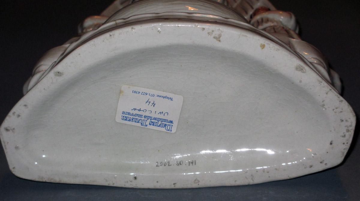 2002.0030.141 base