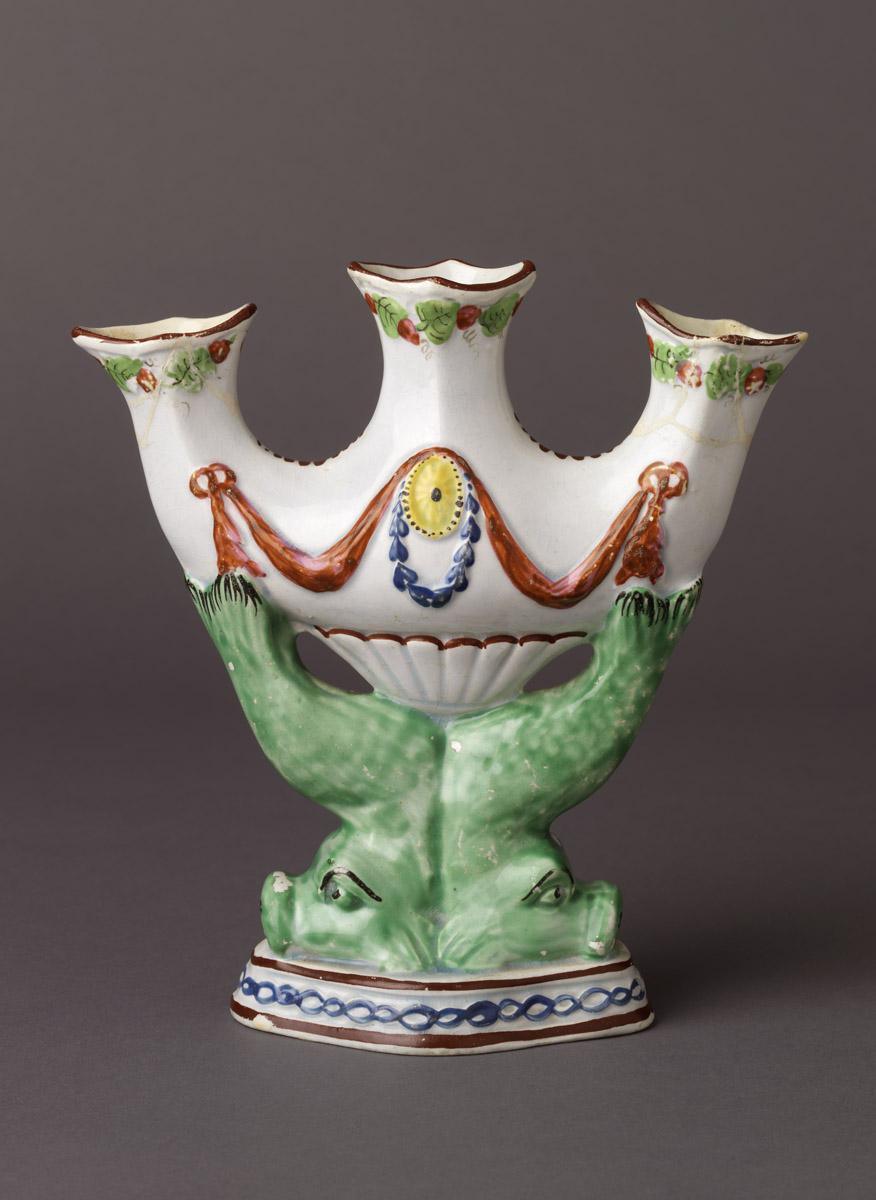 2002.0030.173 Pearlware triple-vase