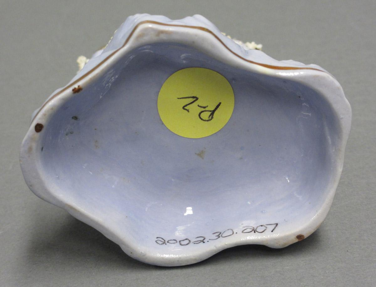 2002.0030.207 base