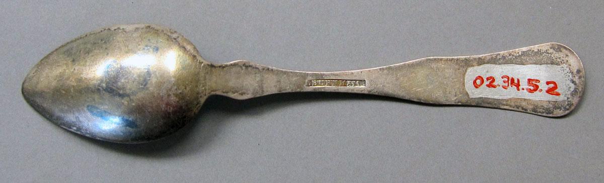 2002.0034.005.002 teaspoon underside