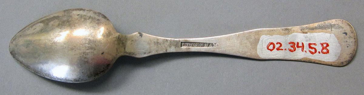 2002.0034.005.008 teaspoon underside