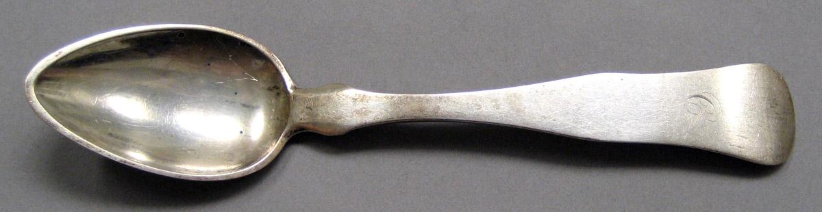 2002.0034.005.009 Silver Spoon upper surface