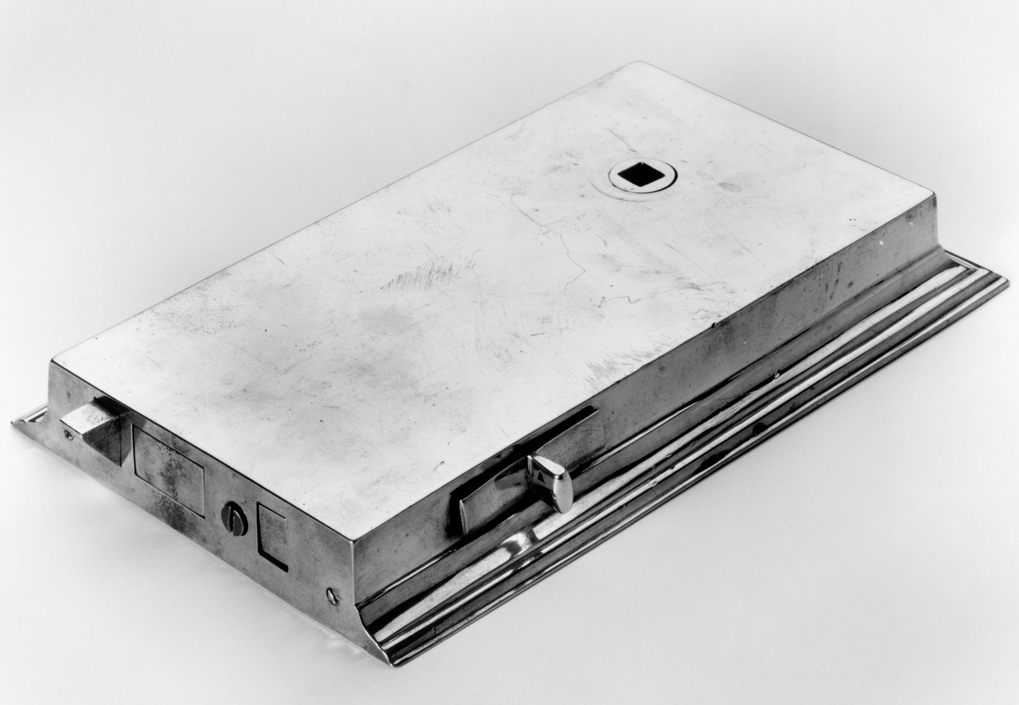 2002.0051 Lock, Rim Lock reverse