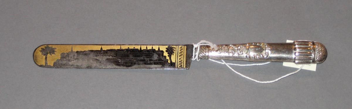 2003.0008.001 Knife