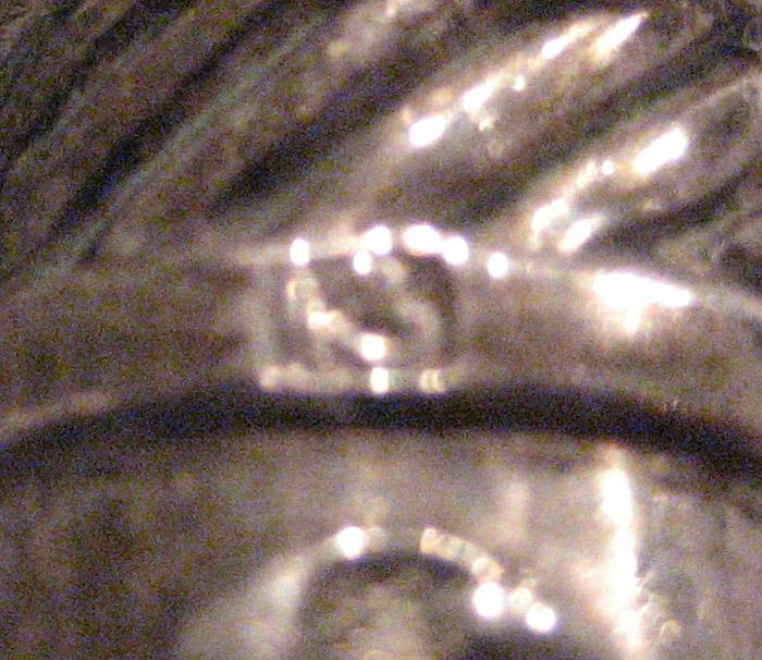2003.0008.001 Knife (mark)