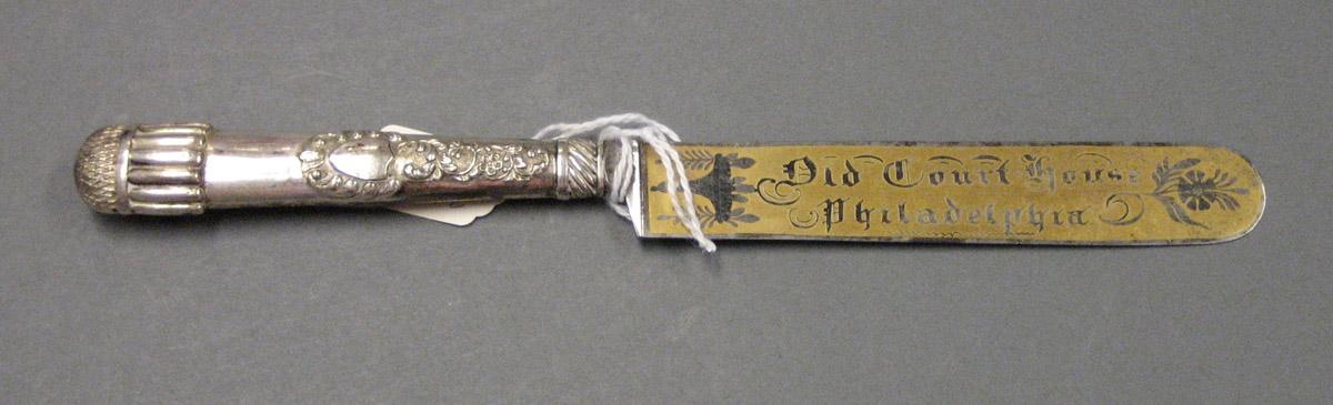 2003.0008.007 Knife (detail)