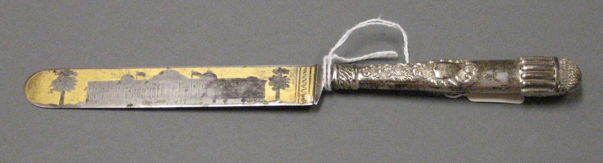 2003.0008.009 Knife