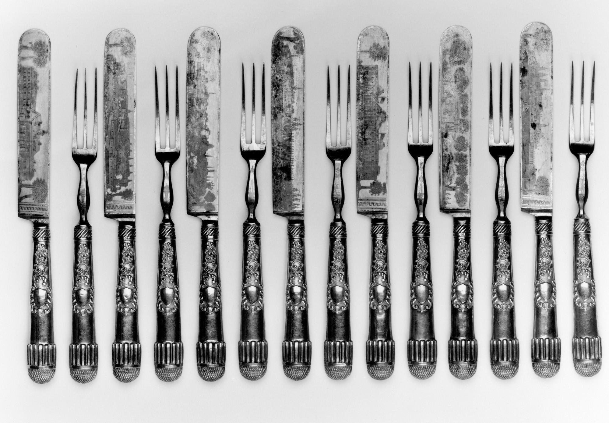 2003.0008.001-.014 Knives and Forks, view 1