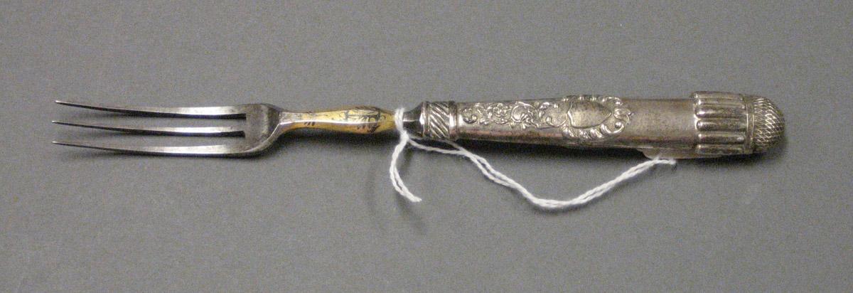 2003.0008.020 Fork