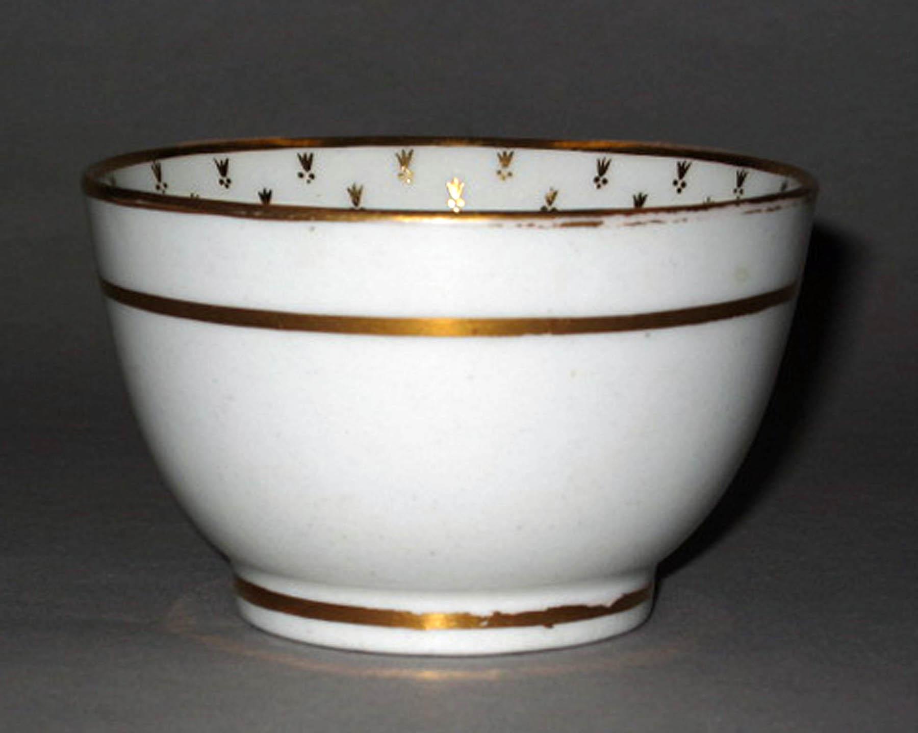 2003.0011.014 New Hall porcelain teabowl