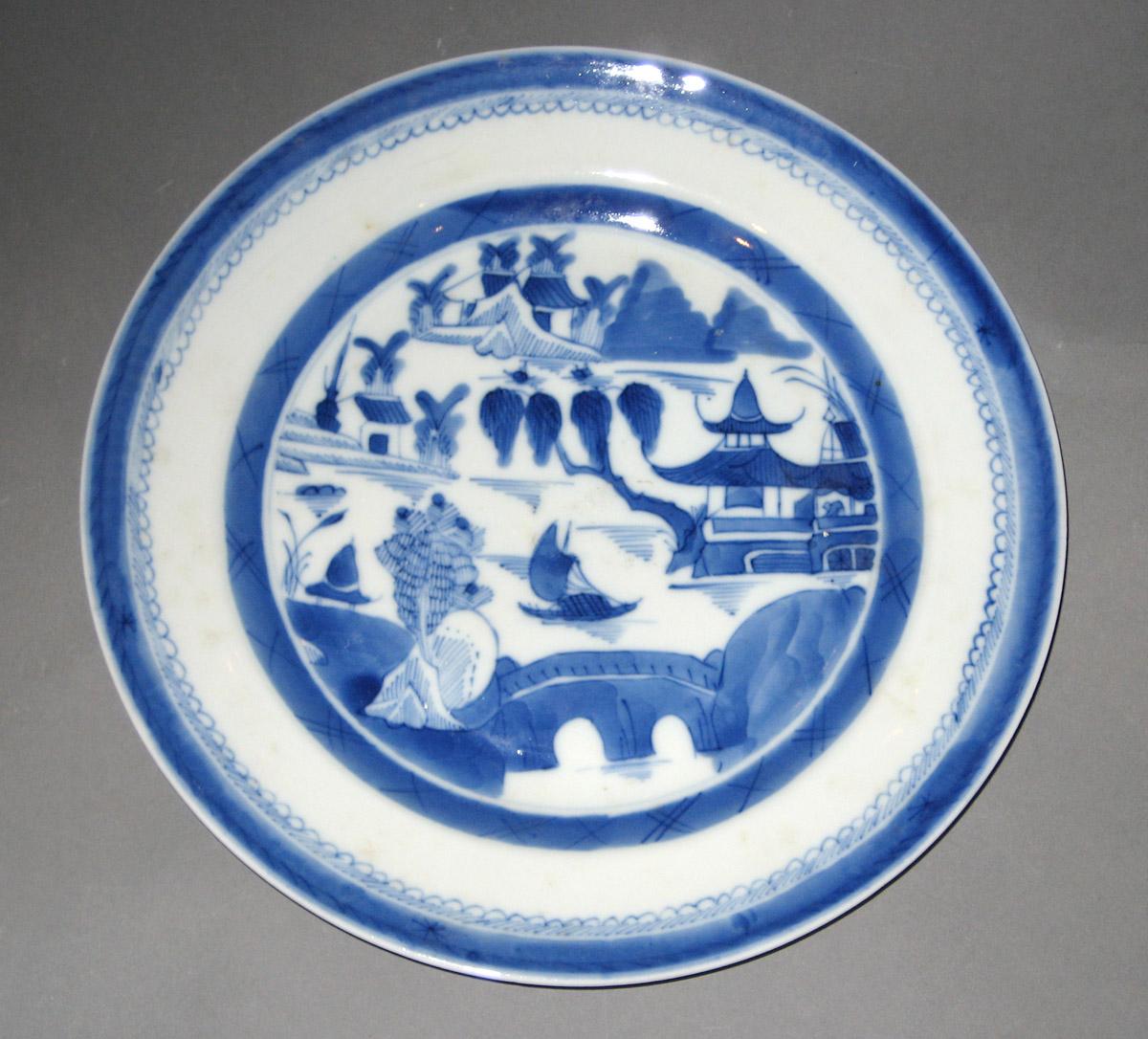 2003.0012.001.004 Porcelain plate