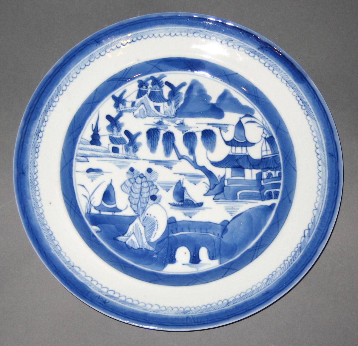 2003.0012.001.006 Porcelain plate