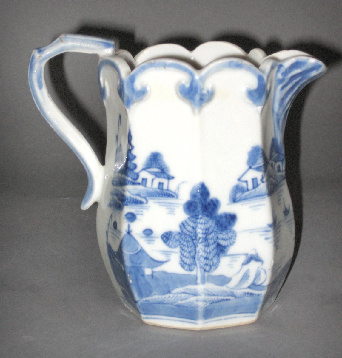 2003.0012.026 Porcelain jug, side 2