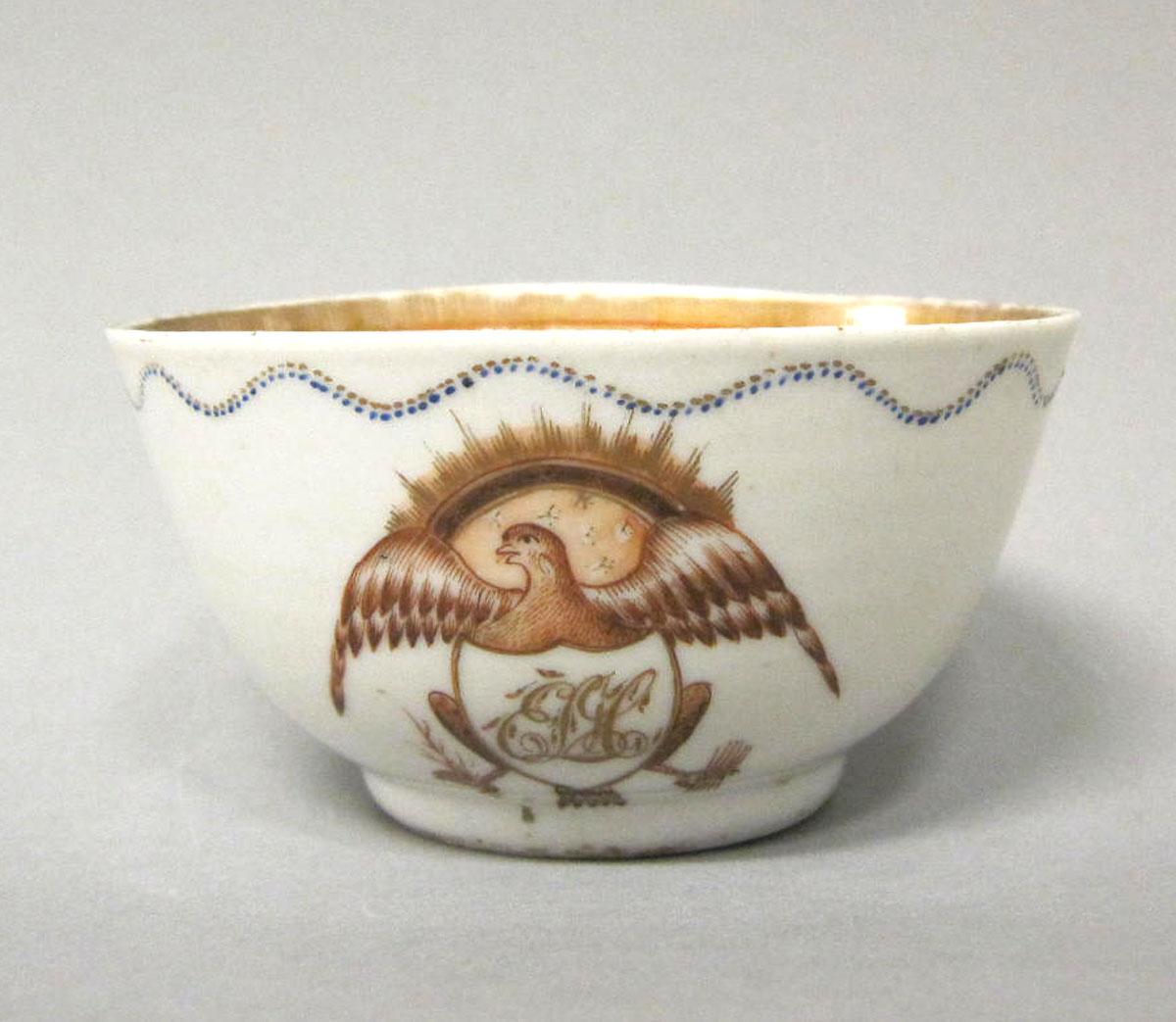2003.0013.017.004 Porcelain teabowl