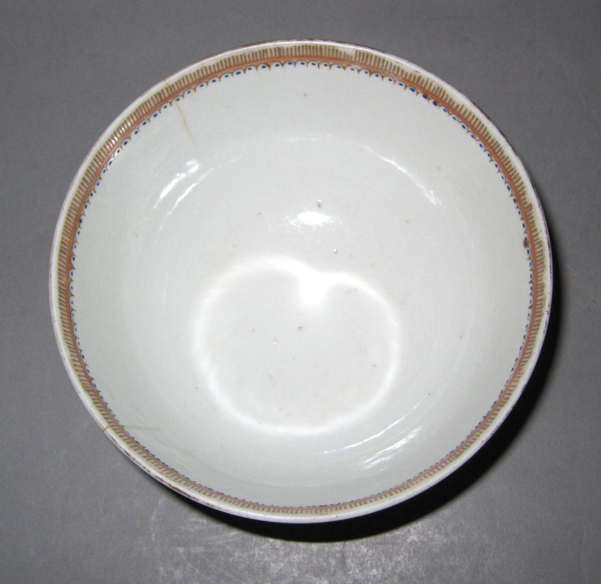 2003.0013.017.005 Porcelain teabowl top