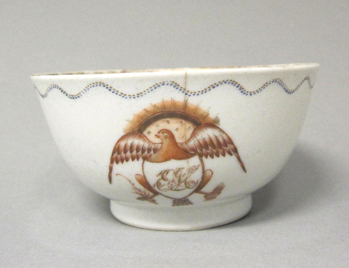 2003.0013.017.006 Porcelain teabowl