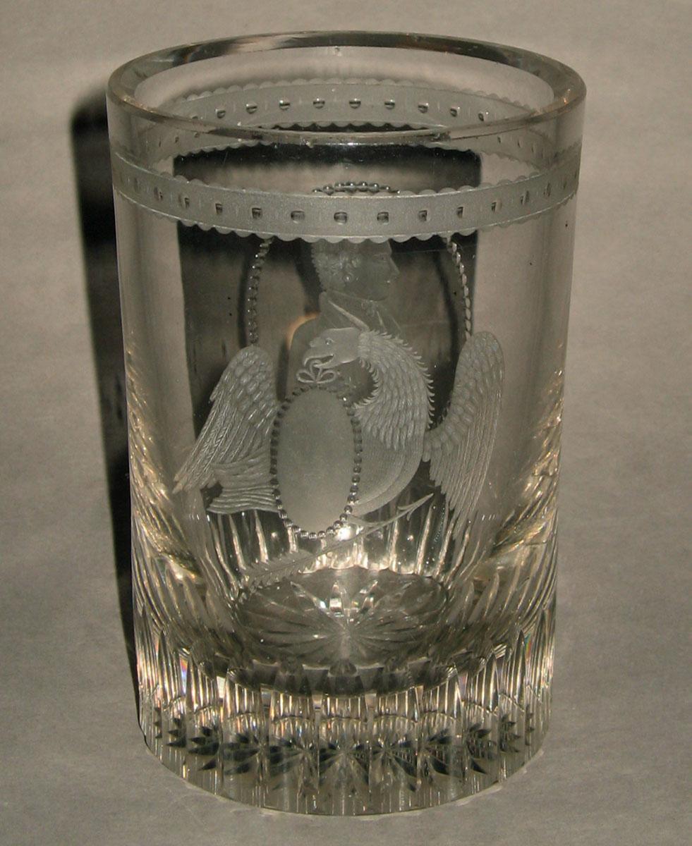 2003.0013.019 Glass tumbler (side 2)
