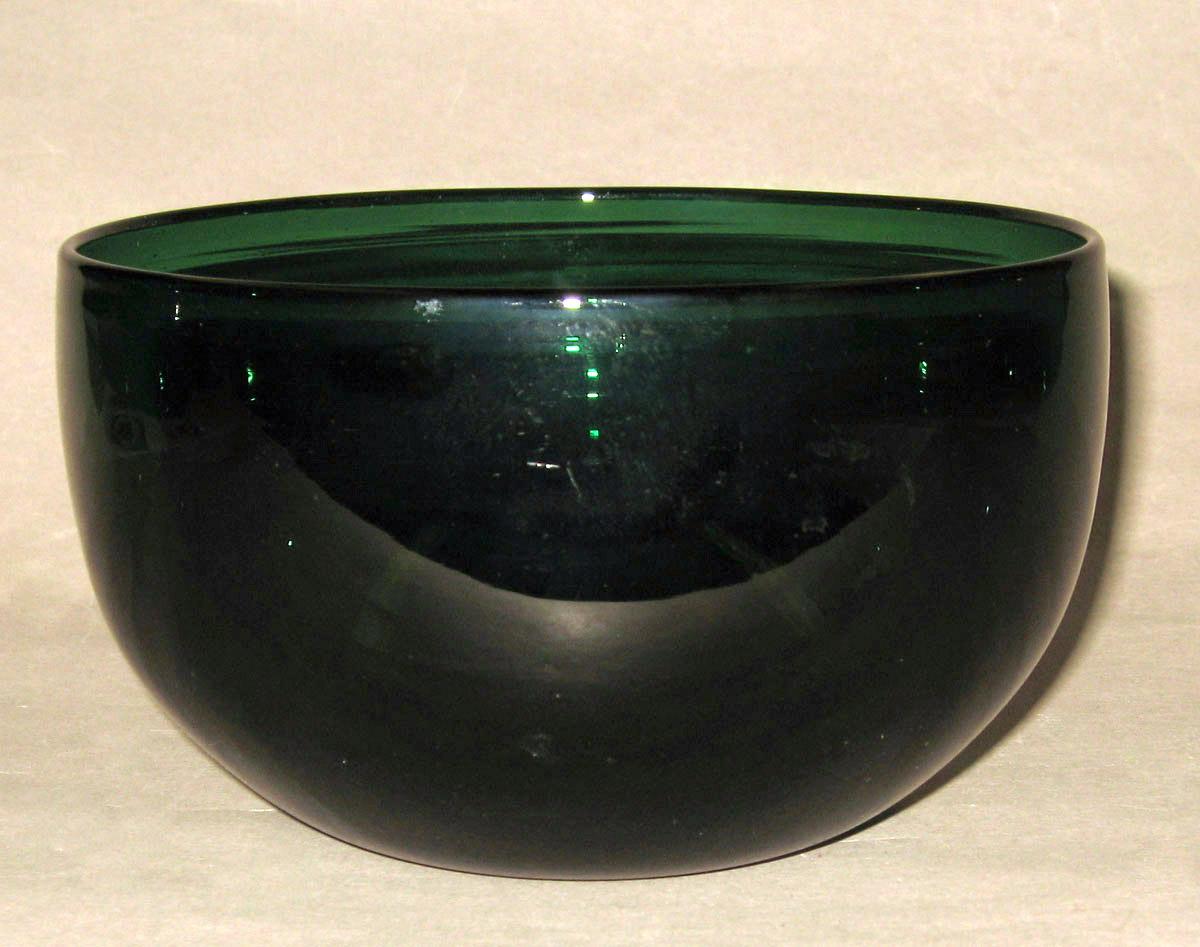 2003.0013.029.002 Glass finger bowl
