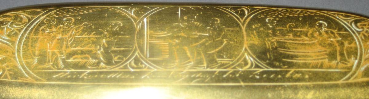 2003.0013.030 Box (detail 1)