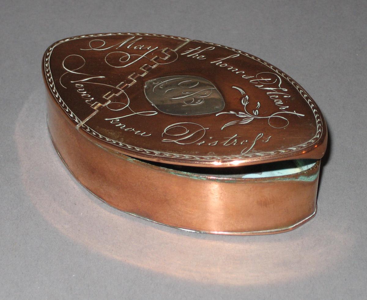 2003.0013.033 Box