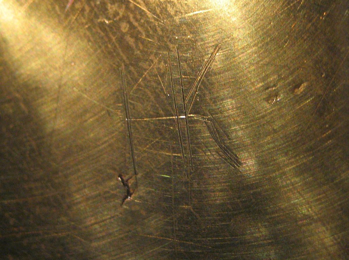 1958.0987 Kettle (inscription 1)