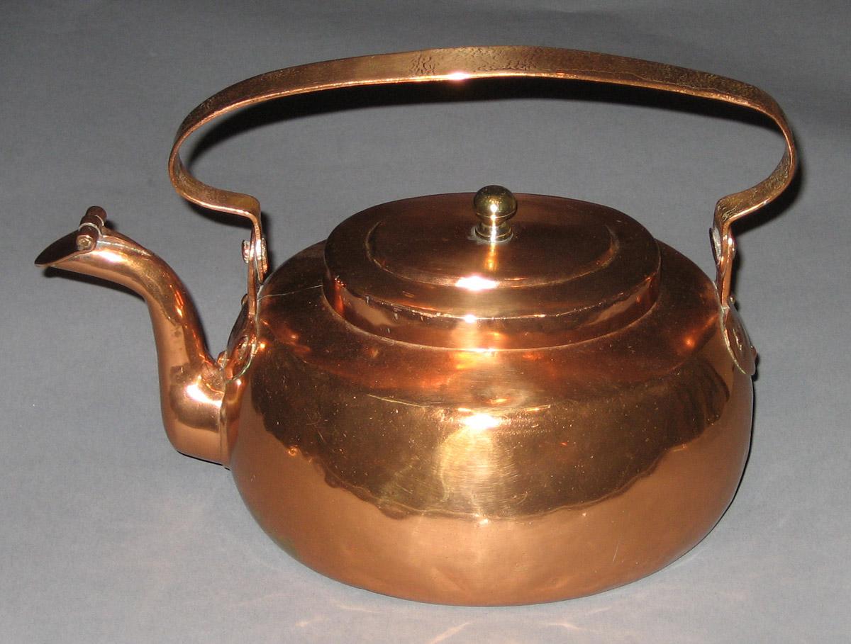 1958.0990 A, B Kettle