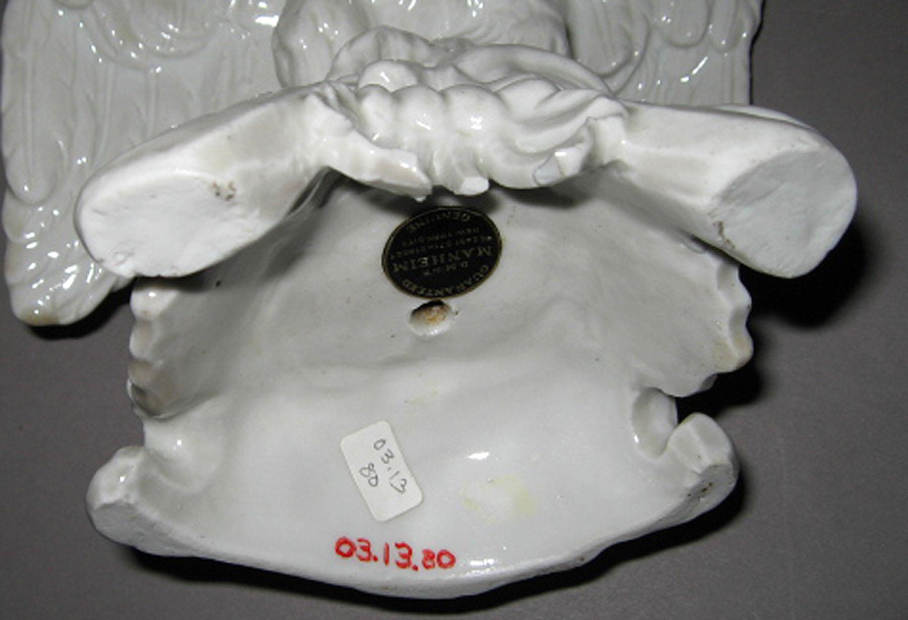 2003.0013.080 Figure base (phoenix)
