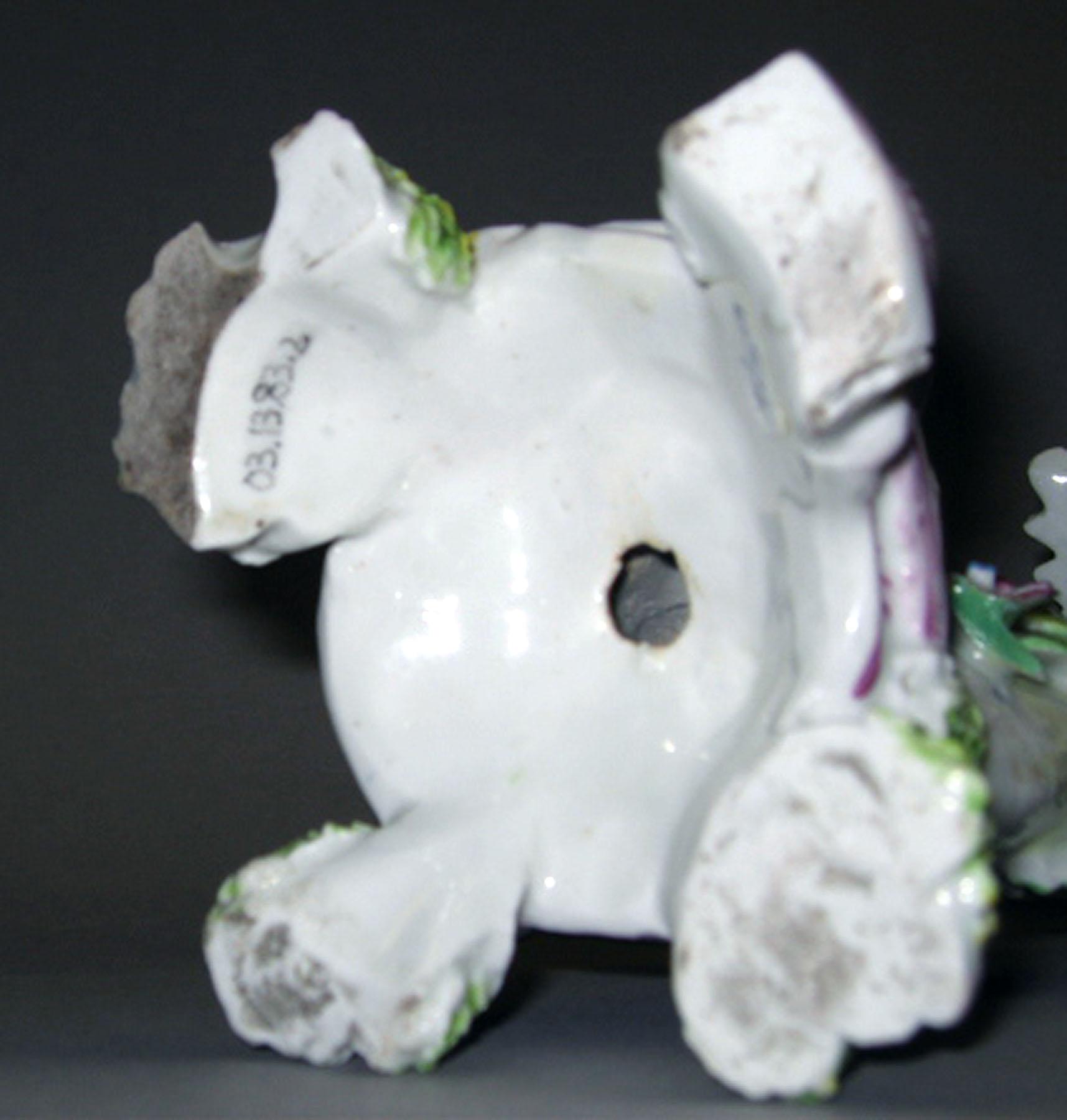 2003.0013.083.002 Bow soft-paste porcelain candlestick (underside)