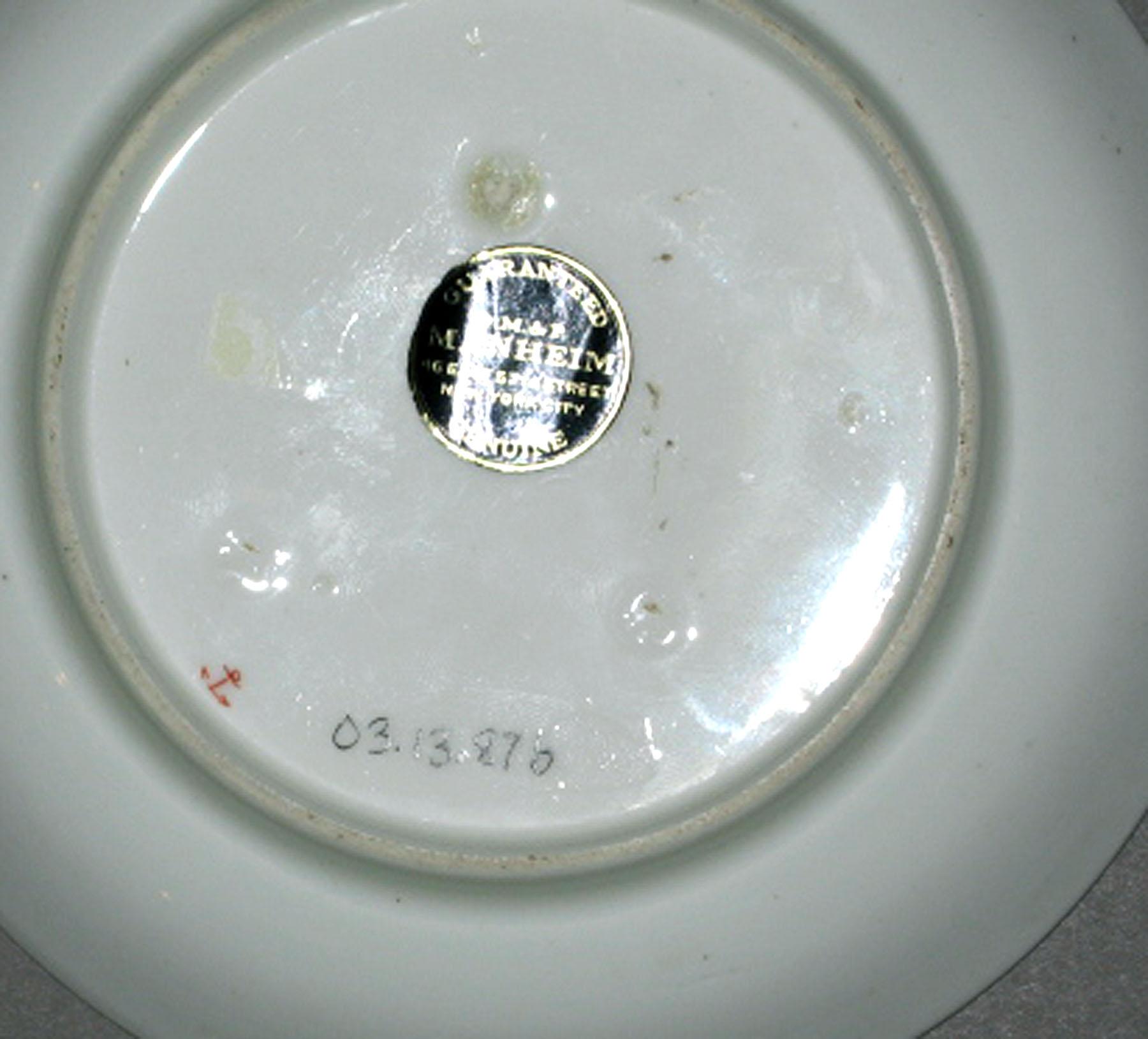 2003.0013.087 B Chelsea porcelain saucer (mark)