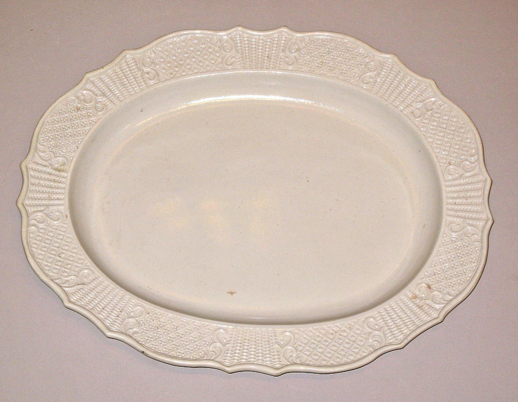 2003.0013.118 Dish