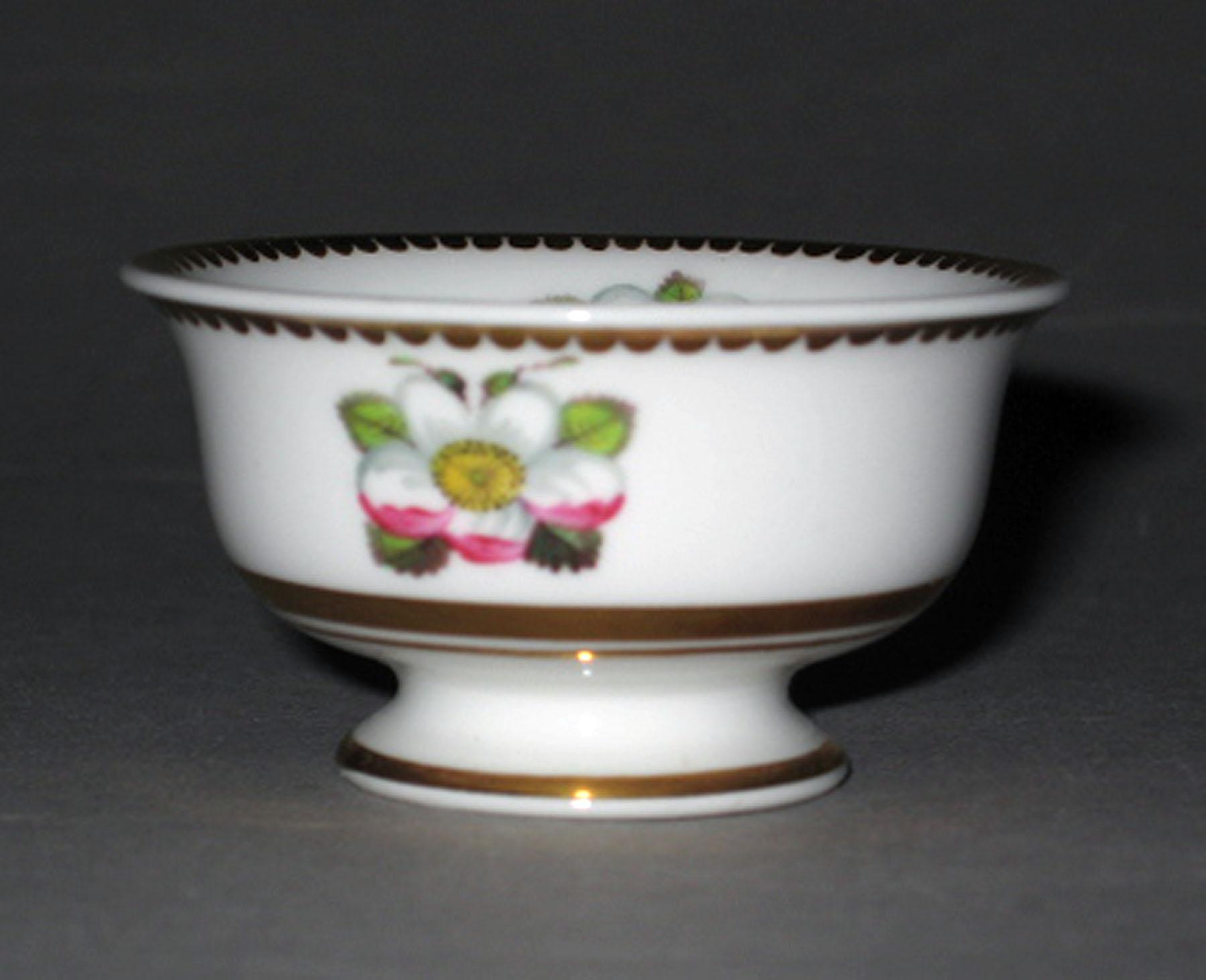 2003.0013.136.001 Spode miniature bowl