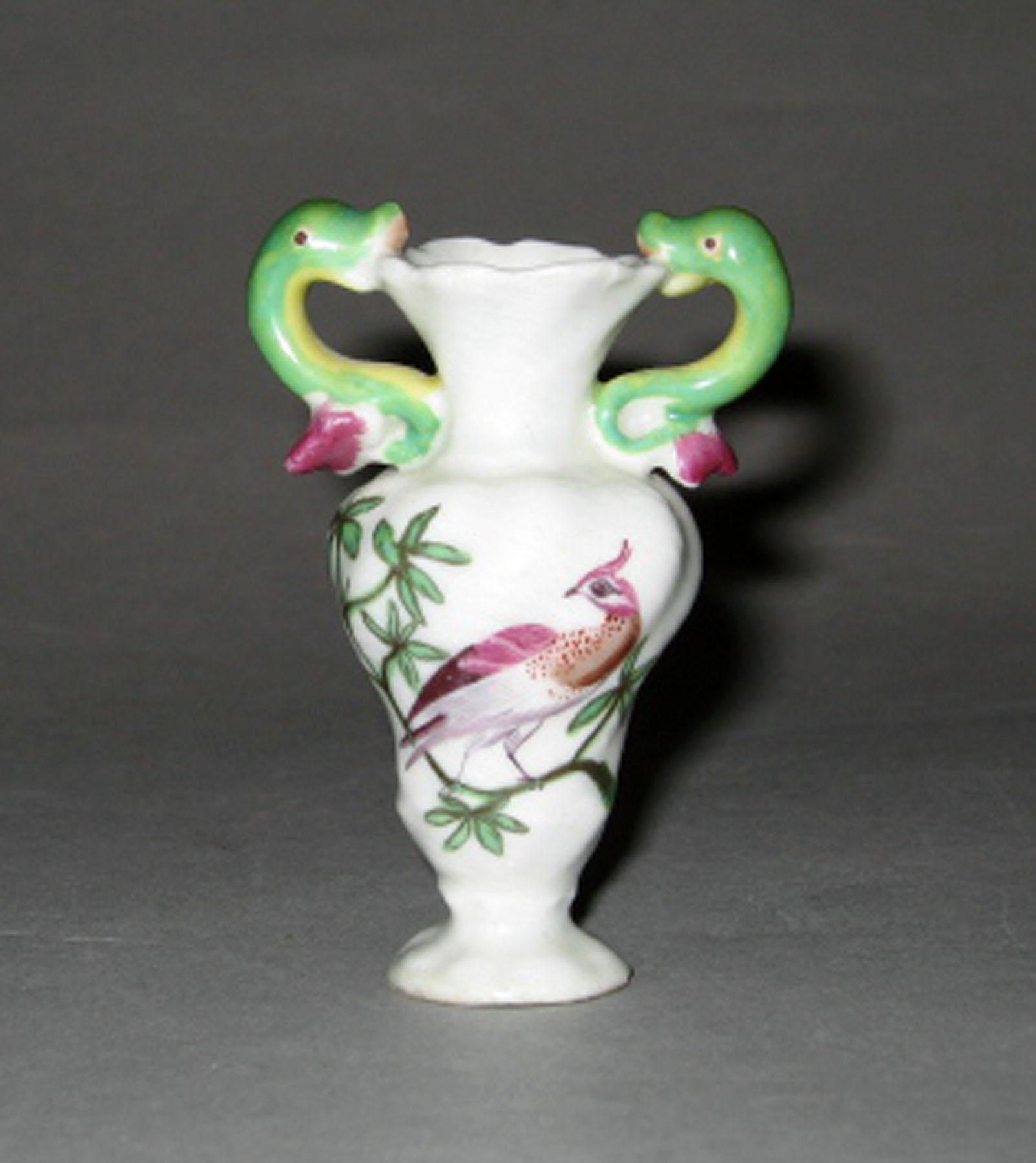 2003.0013.138.001 Miniature porcelain vase