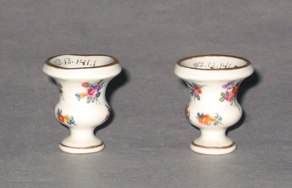 2003.0013.141.001, .002 Miniature bone china vases