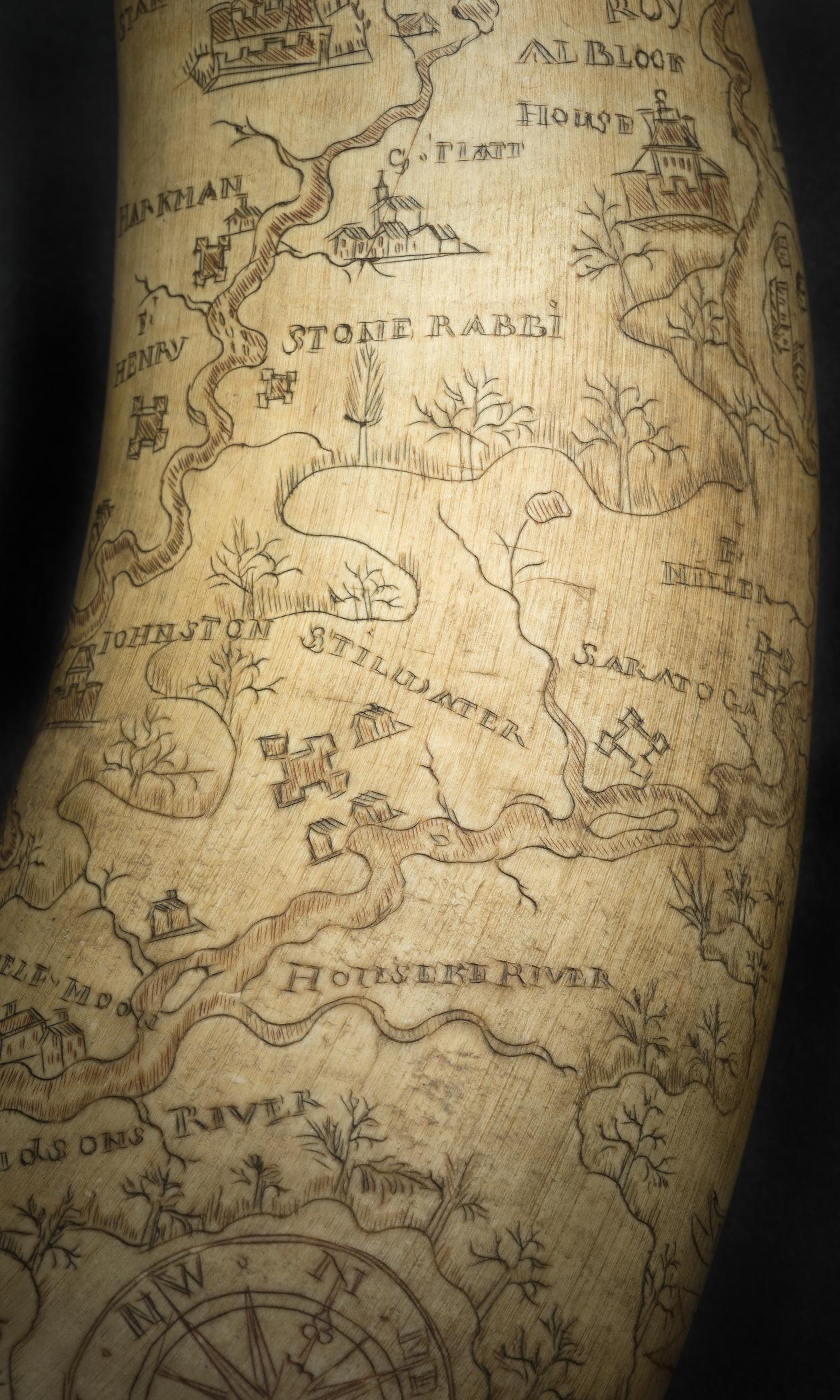 1958.1000 Powder horn, detail view 1