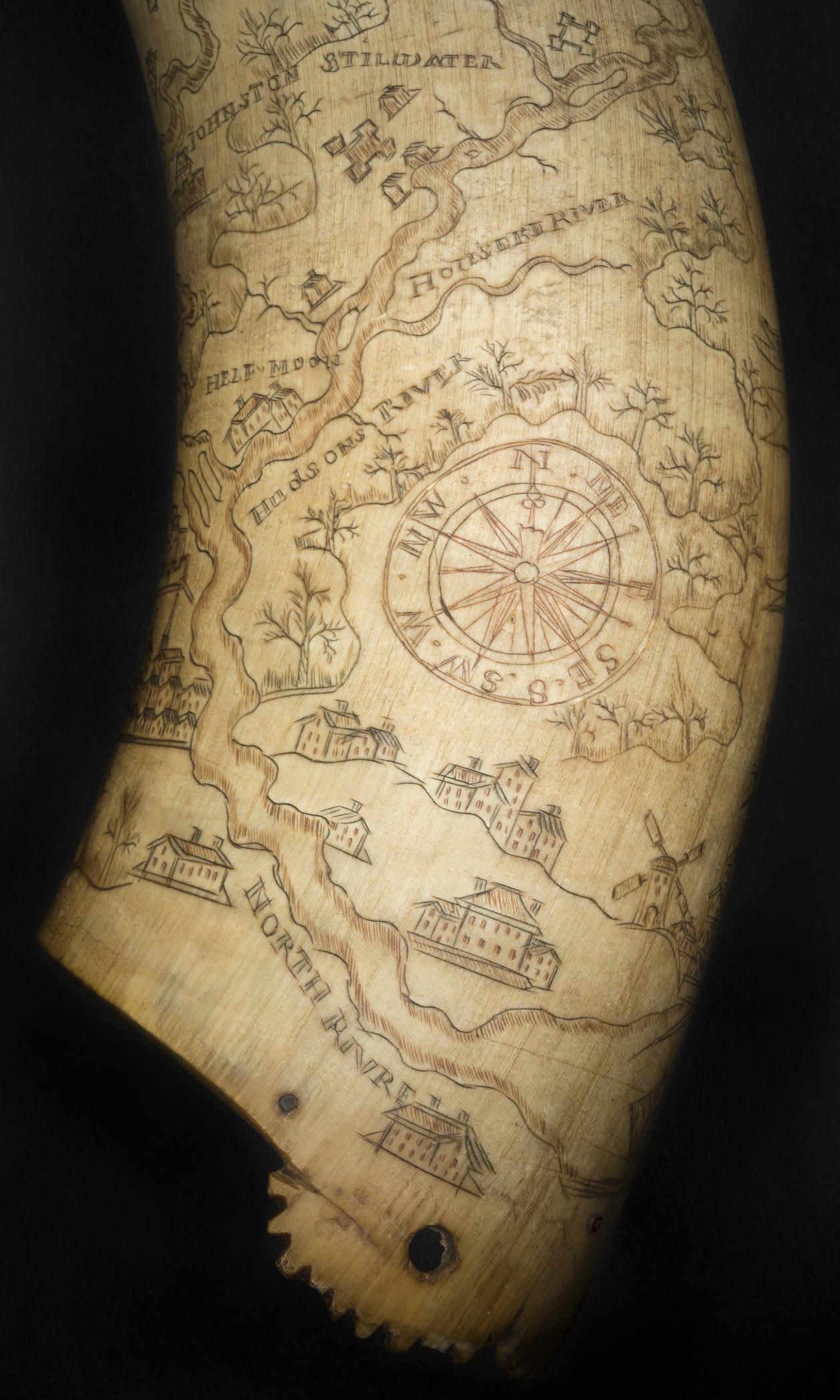 1958.1000 Powder horn, detail view 2