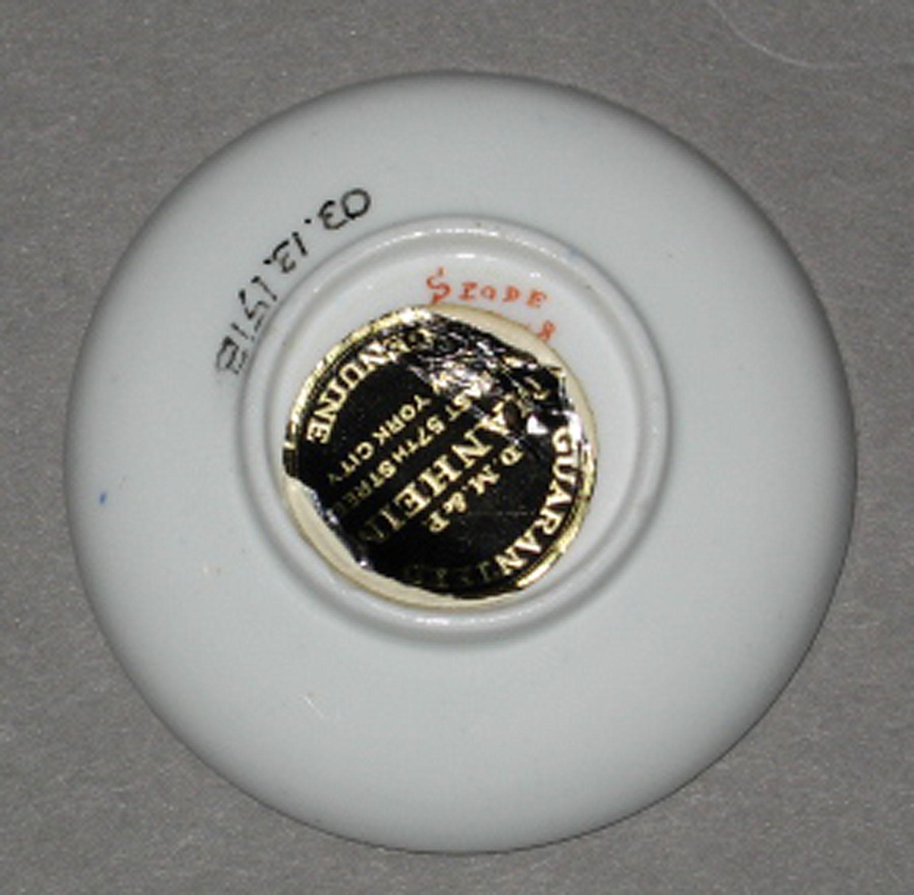 2003.0013.151 B Miniature saucer (mark)
