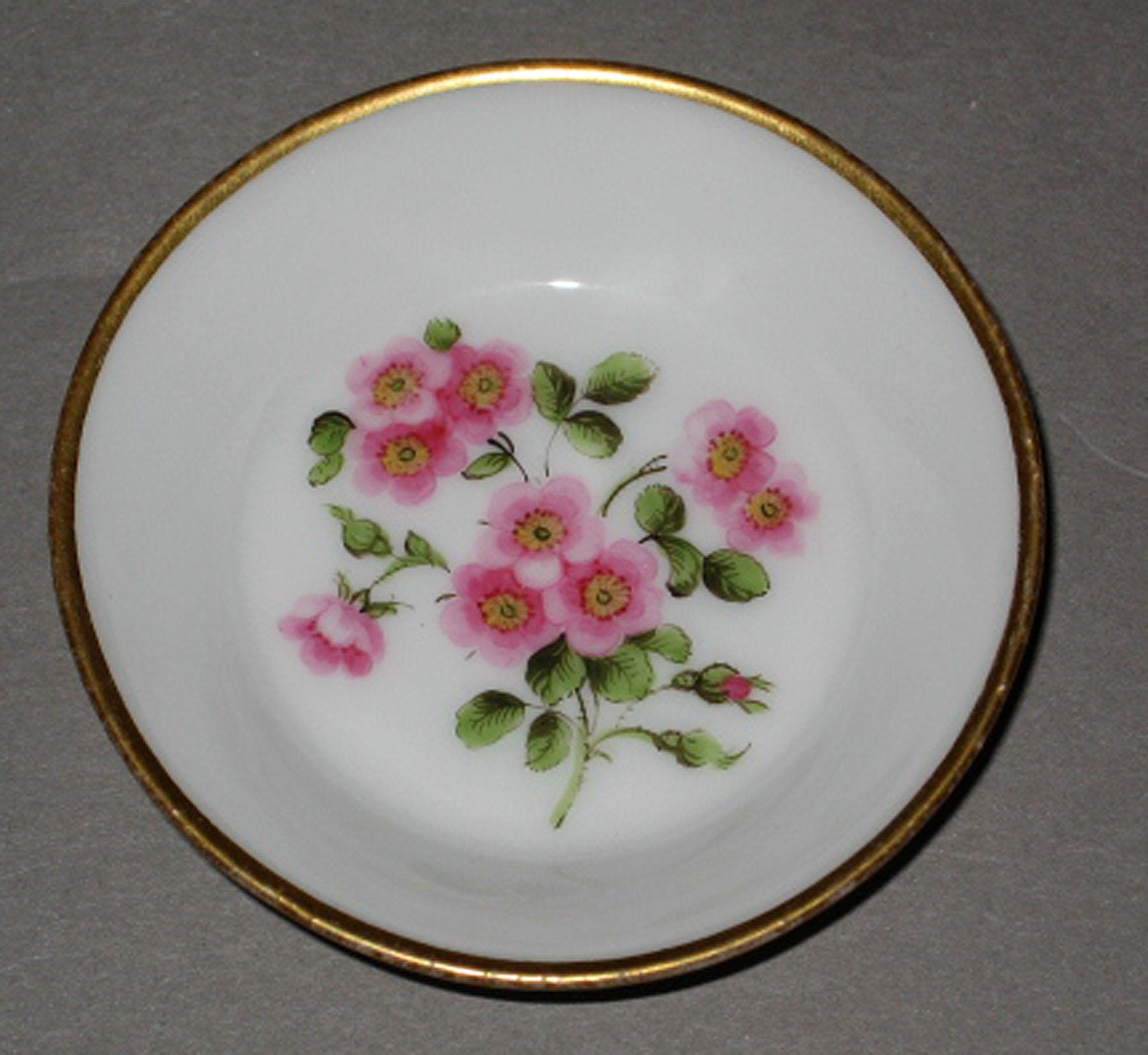 2003.0013.154 B Miniature saucer