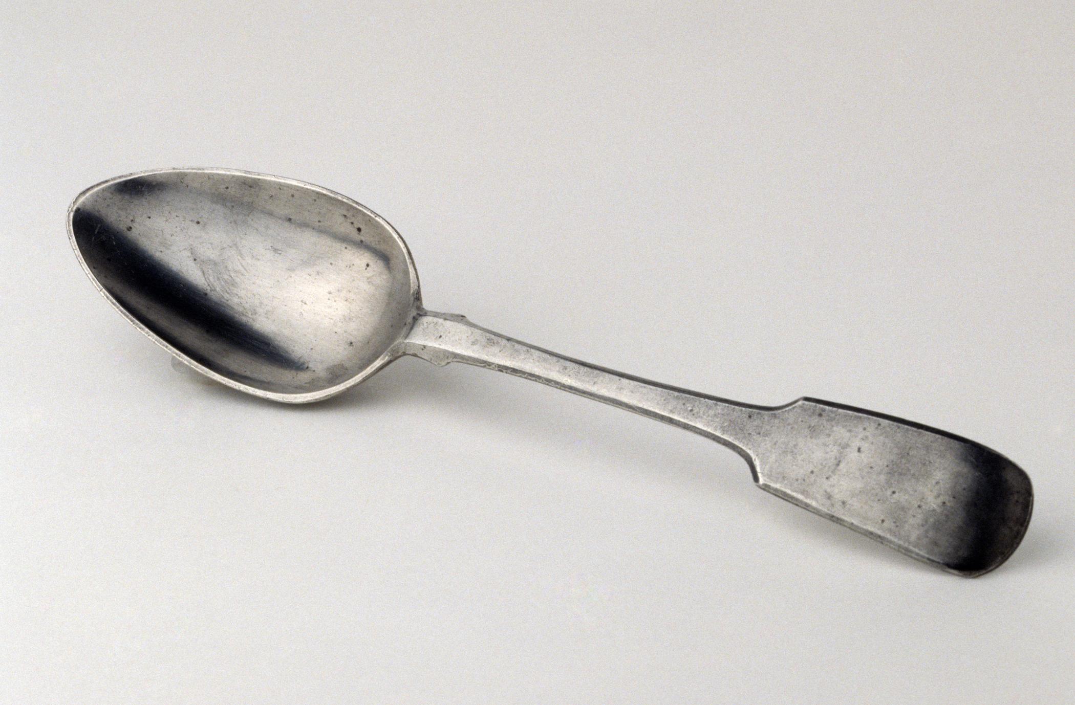2003.0015 Pewter spoon