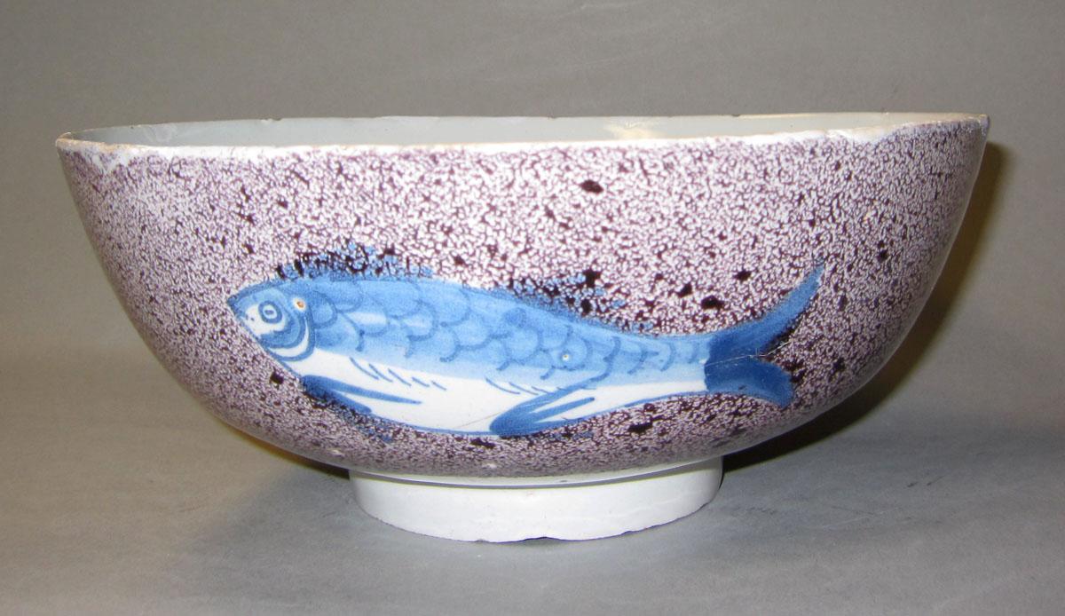 2003.0022.006 Punch bowl