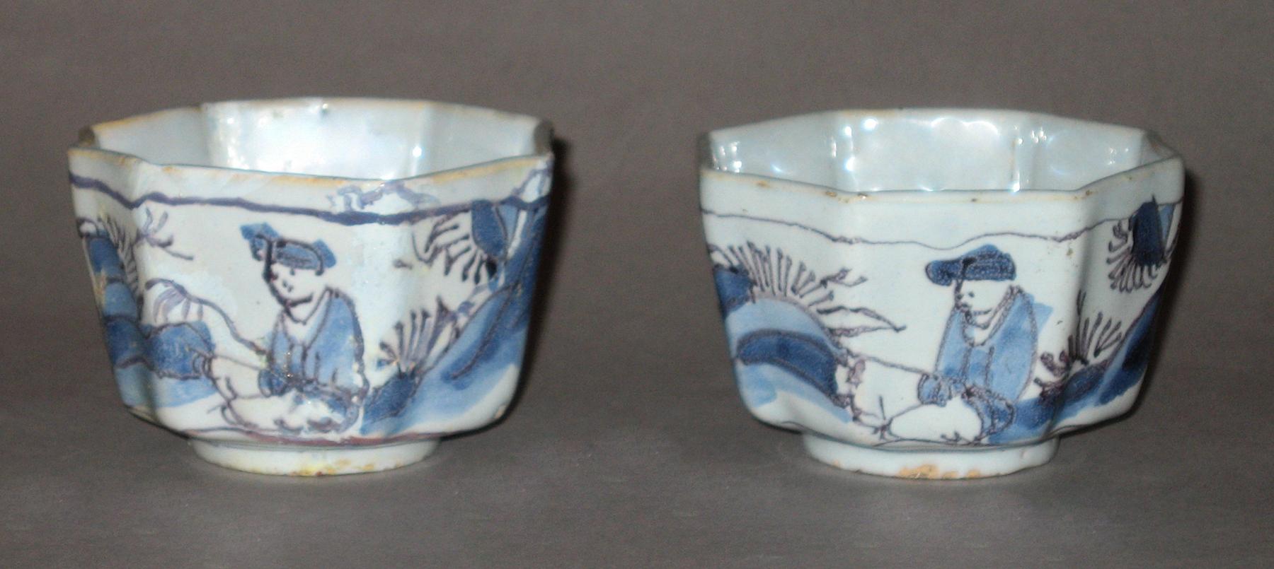 2003.0022.011.001, .002 Delft teabowls
