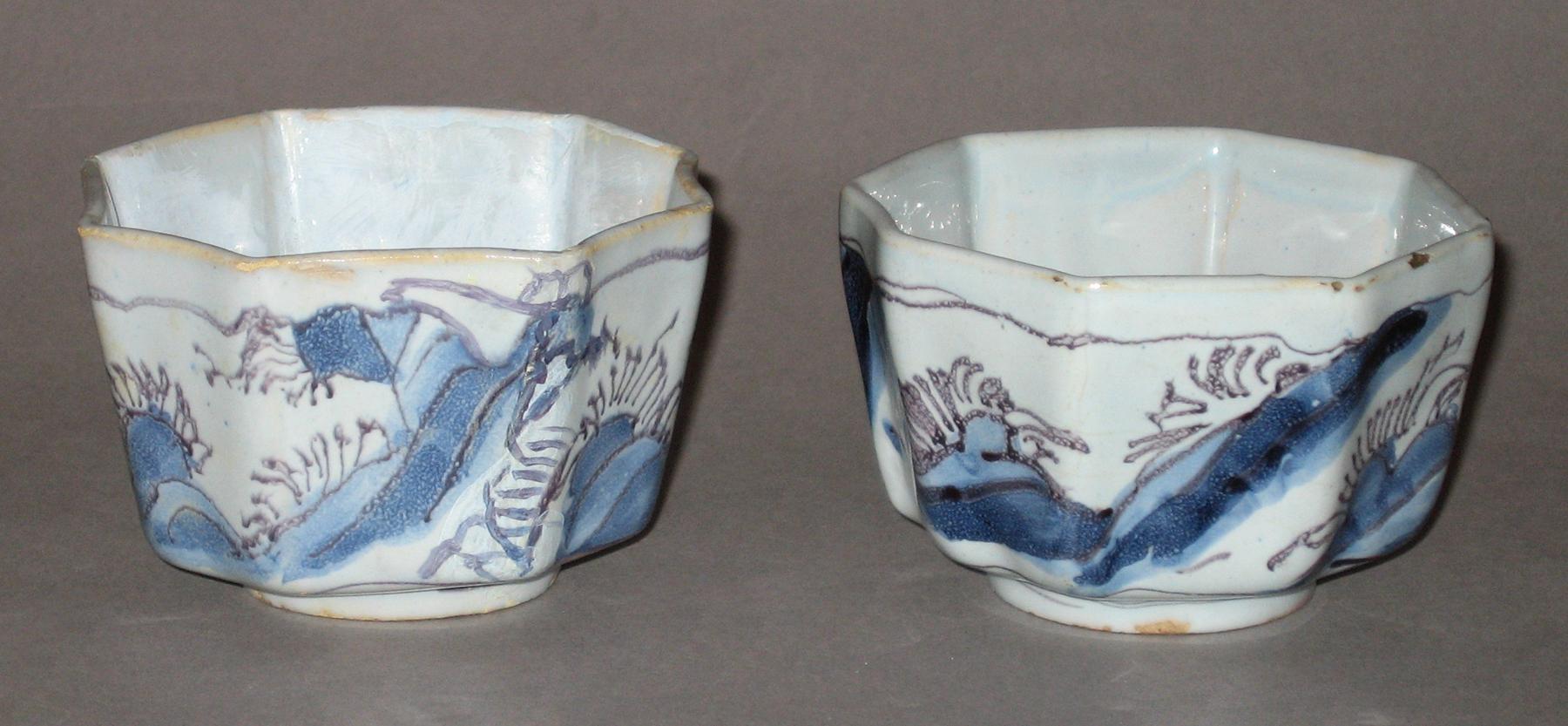 2003.0022.011.001, .002 Delft teabowls (side 2)