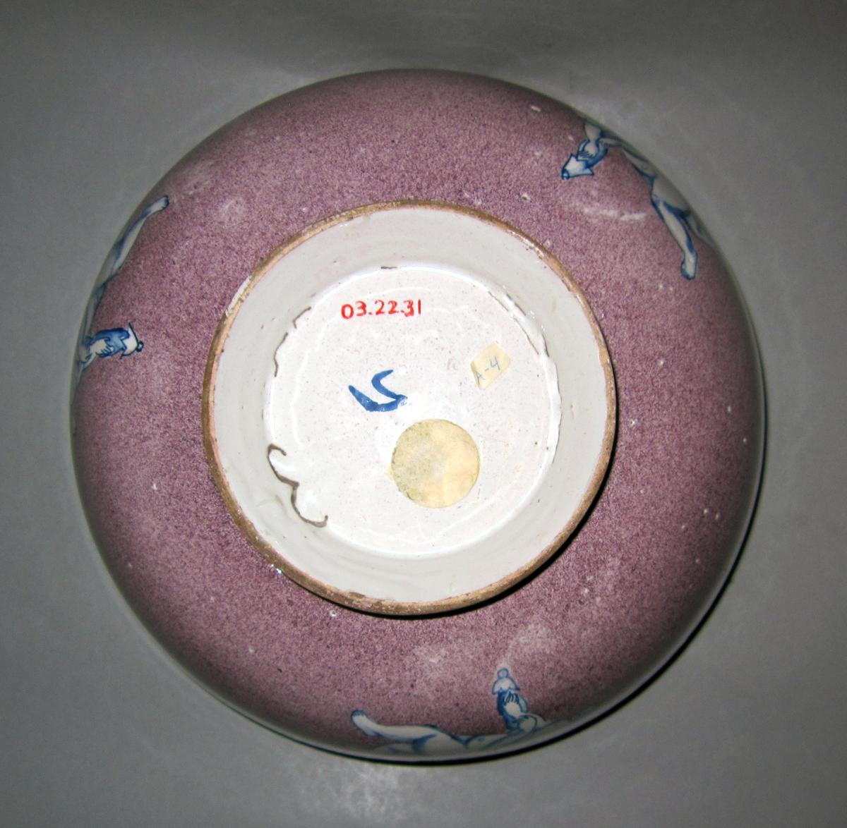 2003.0022.031 Delft punch bowl underside