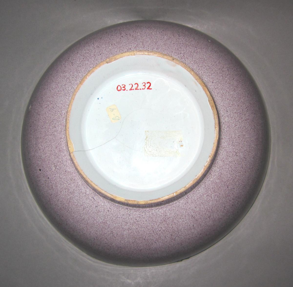 2003.0022.032 Delft punch bowl underside