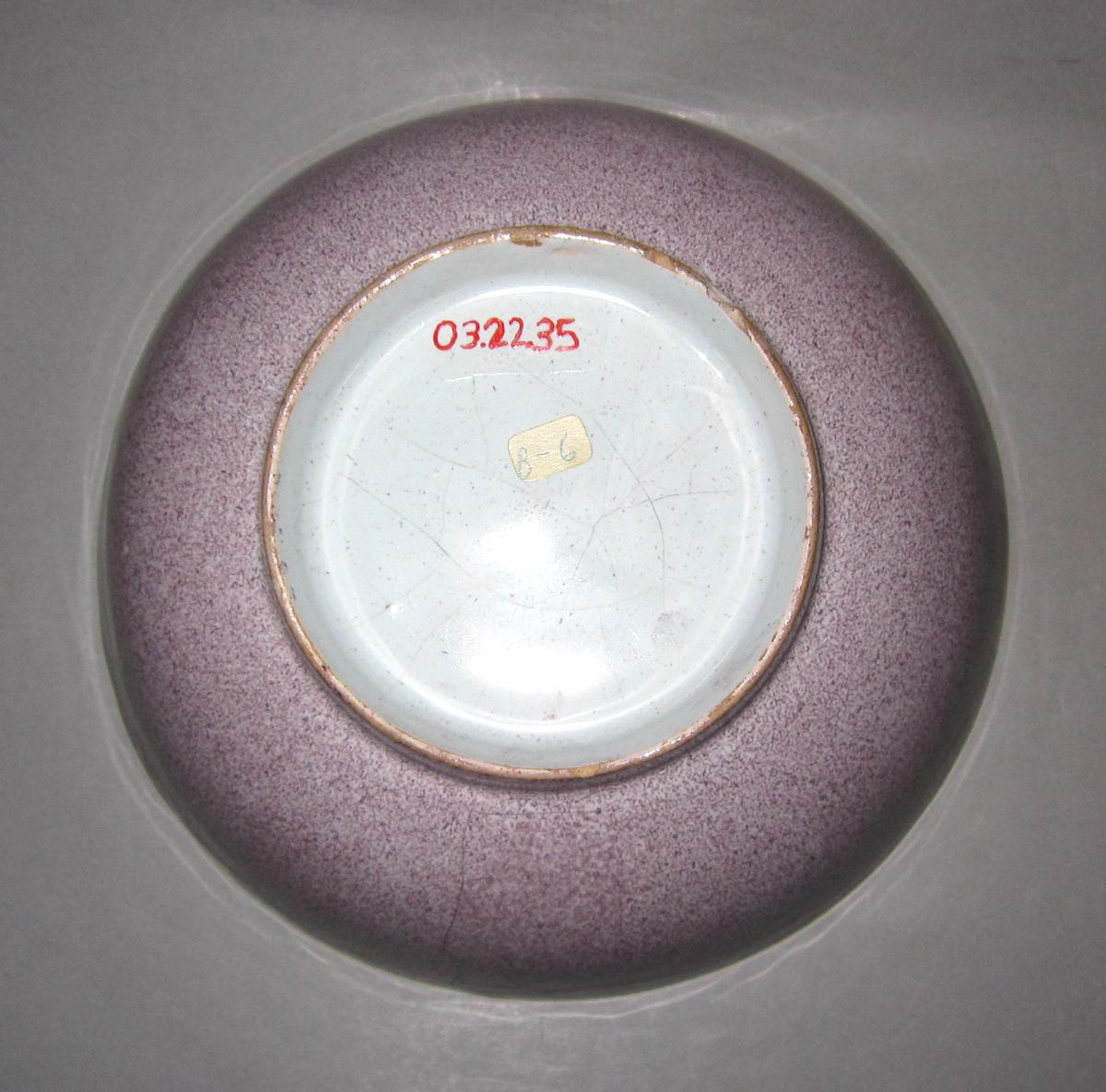 2003.0022.035 Delft punch bowl underside