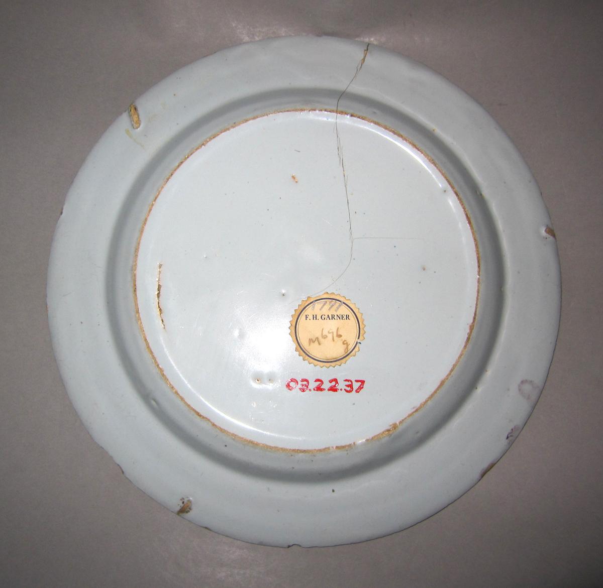 2003.0022.037 Delft plate or dinner plate underside